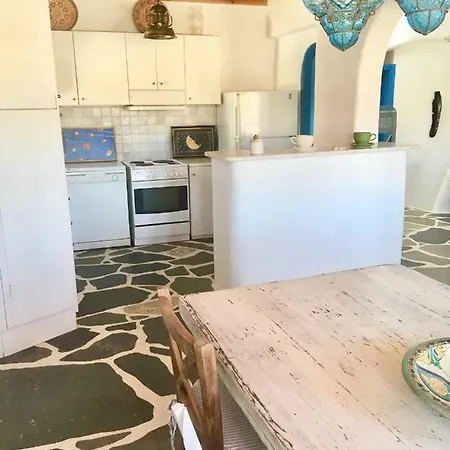 Pool Maisonette דירה קלפטיס