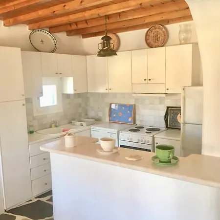 Pool Maisonette 아파트 칼라파티스